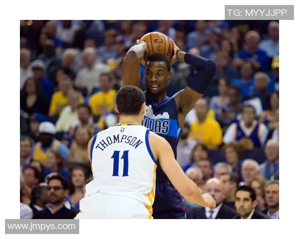 哈里森巴恩斯:从新秀到全能球员的成长之路与篮球生涯探讨 哈里森巴恩斯:从新秀到全能球员的成长之路与篮球生涯探讨