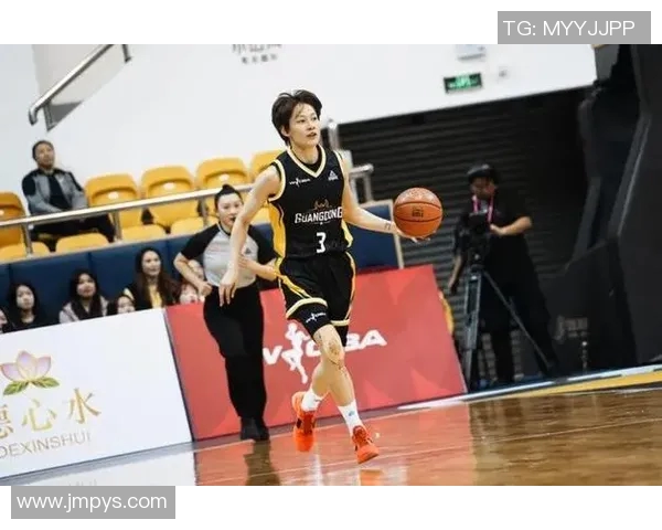 徐杰:从青涩新星到篮球场上的耀眼明星之路 徐杰:从青涩新星到篮球场上的耀眼明星之路