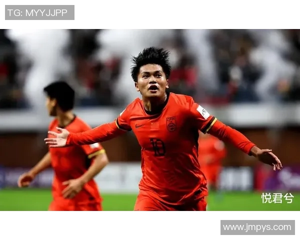 U22国足迎战日本队全力以赴力争胜利展现青春风采与拼搏精神