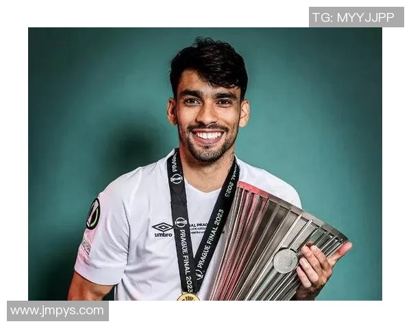 帕奎塔引领足球新潮流展现技术与智慧的完美结合