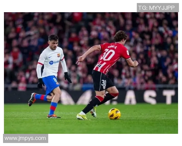 费伦茨与巴萨激战正酣球迷期待精彩对决再创历史辉煌 费伦茨与巴萨激战正酣球迷期待精彩对决再创历史辉煌