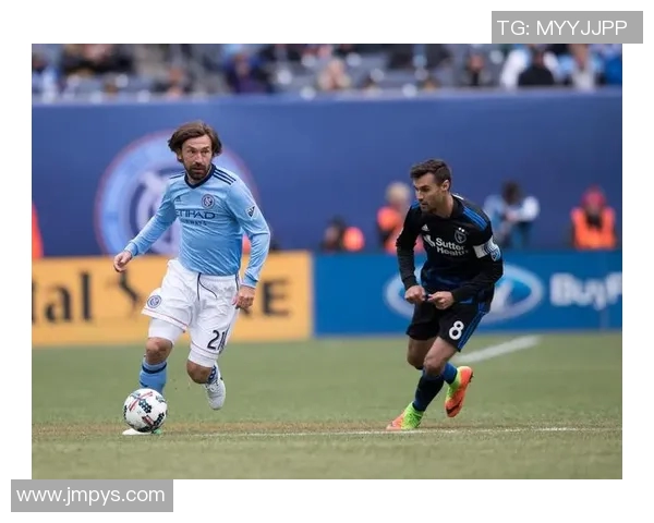 和平精英战术解析：深入探讨RNG团队的进攻策略与战斗风格